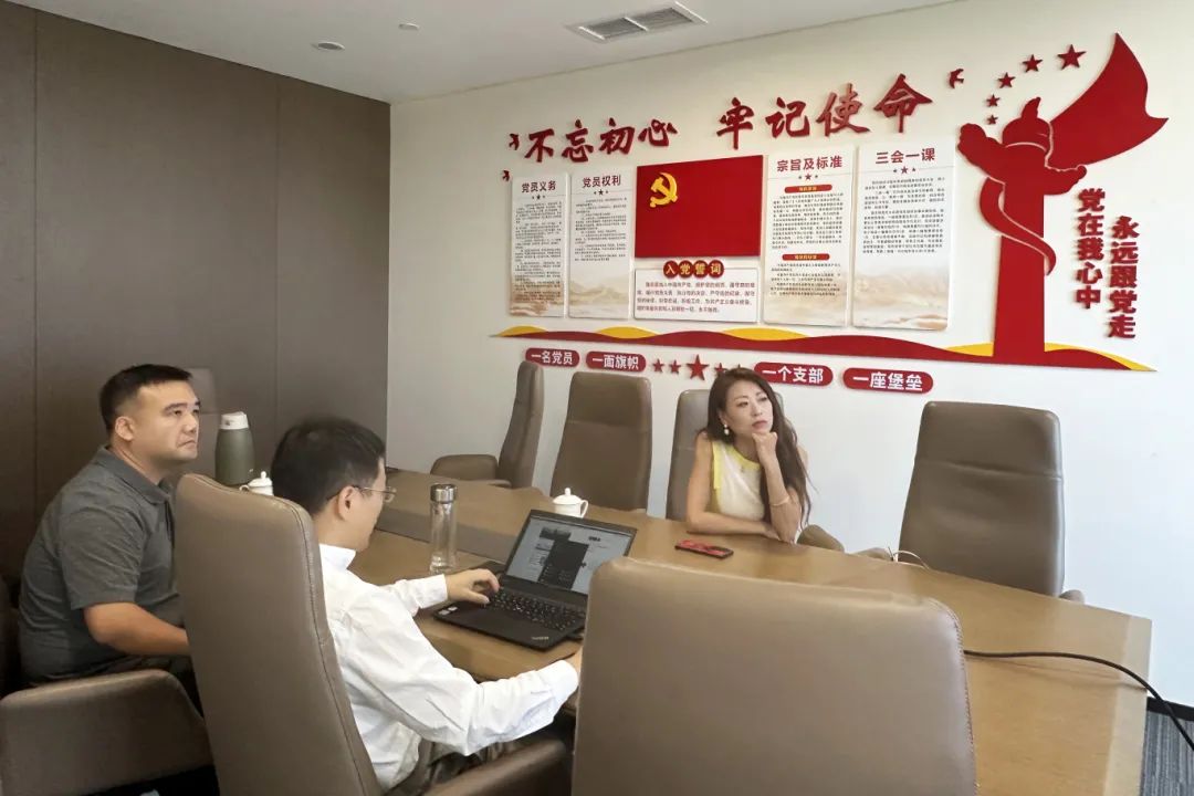 金飛鷹與萬匯大數據合作洽談，共建醫療器械軟件全產業鏈服務?