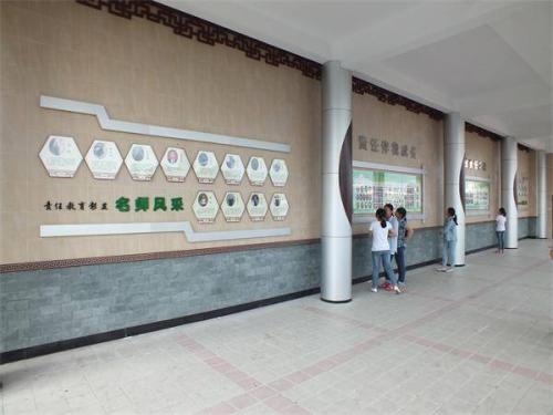 大學(xué)校園文化如何裝飾來(lái)打造學(xué)校特色品牌